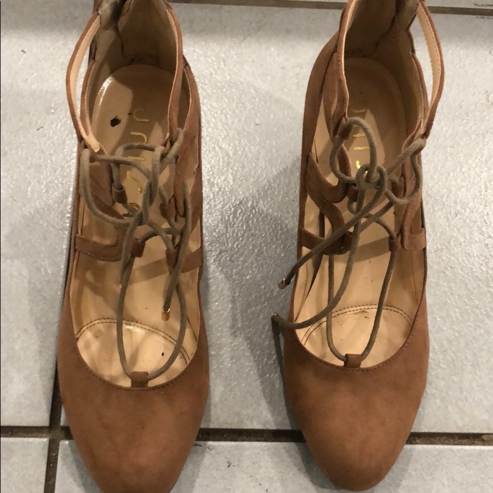 Unisa shoes